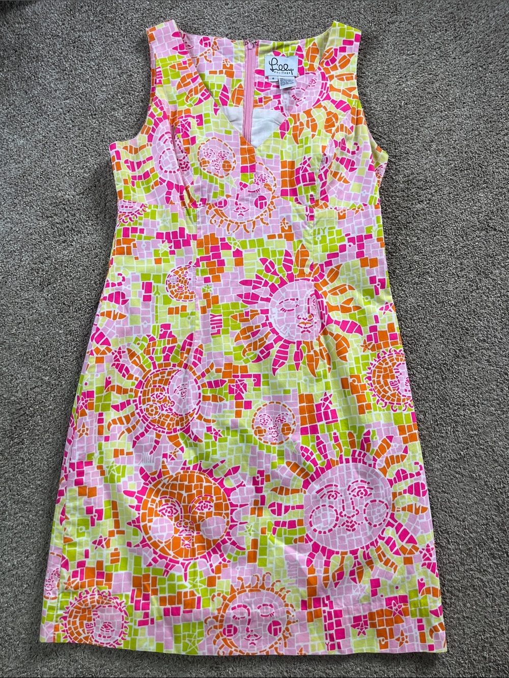 ☀️🌖🌝🌛Vintage White Label Lilly Pulitzer Sun Moon Mosaic V Neck Sheath EUC sz8